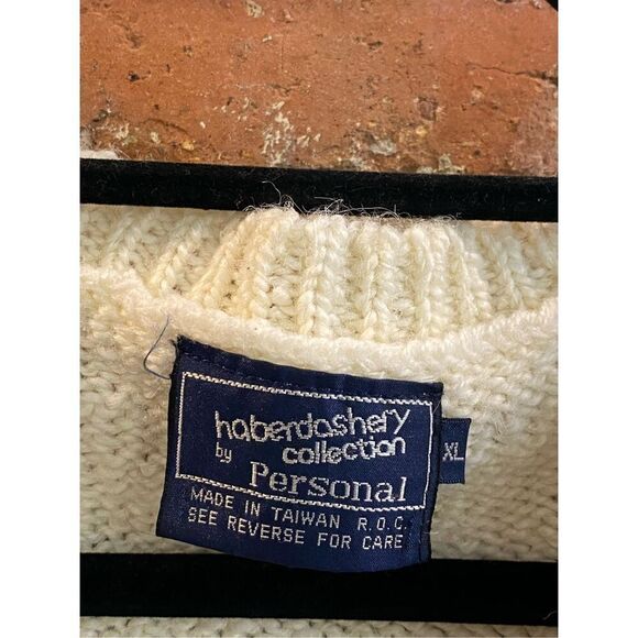 -haberdashery collection by Personal- Retro Soft Wool Blend Cream/Gray Sweater - Picture 2 of 7